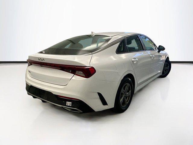 2022 kia k5 lxs