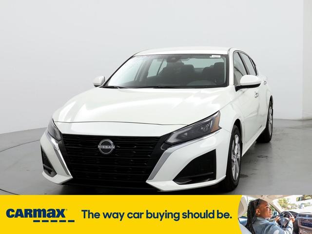 2023 nissan altima s