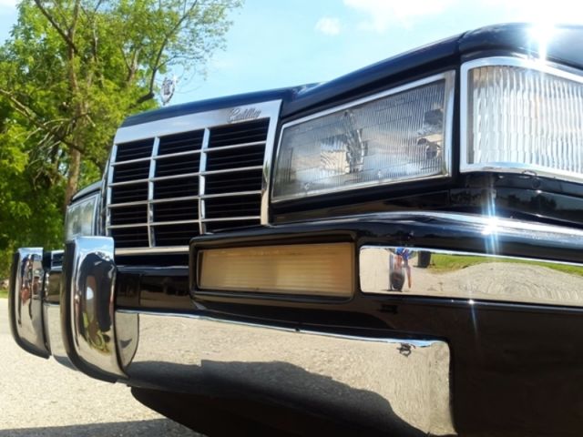1993 cadillac deville coupe <50k miles/1 owner (black on black)