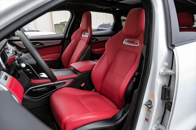 2024 jaguar f-pace t mulliner