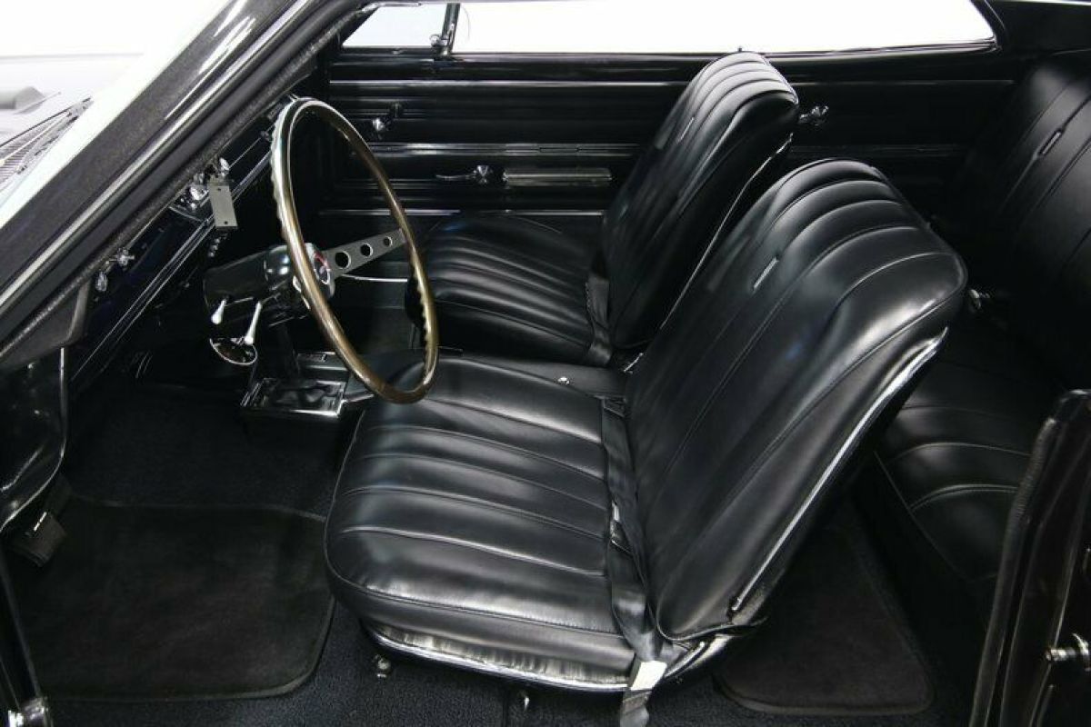 fuel injected ls3 v8 tremec 5 speed p/s p/b 12 bolt rear gorgeous paint wow