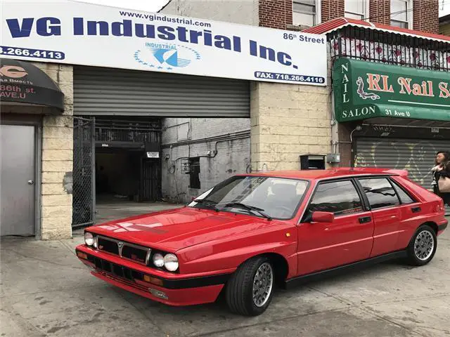 1989 lancia delta hr integral awd turbo 8v very fast and fun to drive rally car