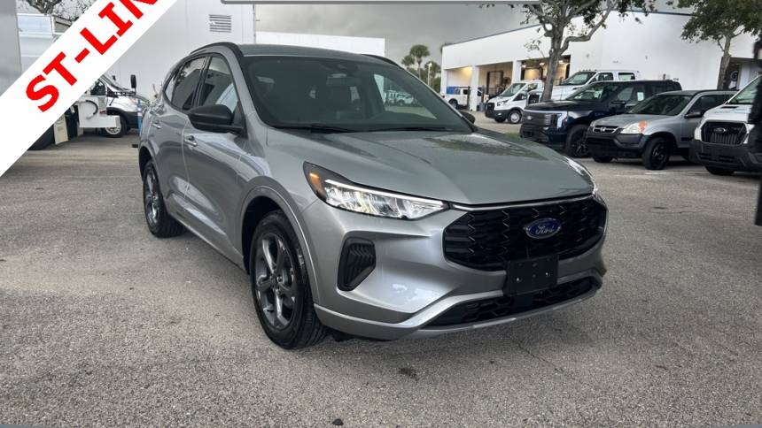 2023 ford escape st-line