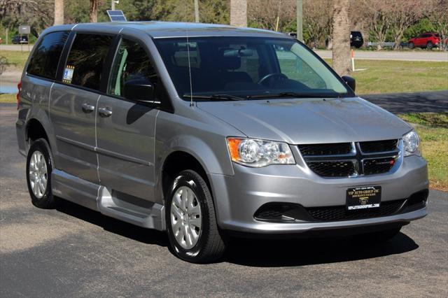 2017 dodge grand caravan se