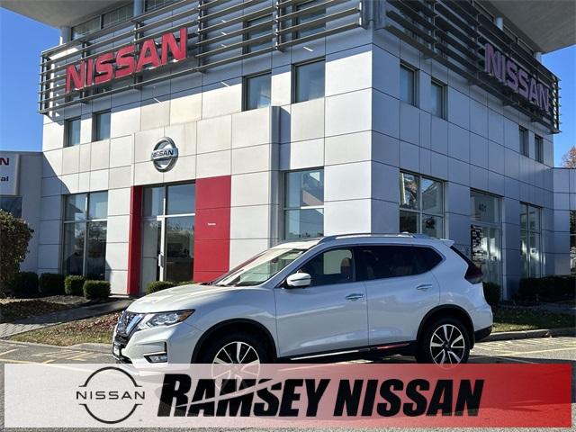 2019 nissan rogue sl