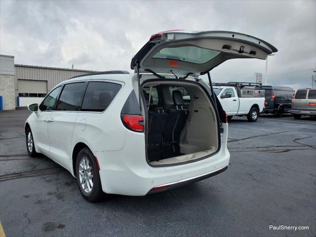 2022 chrysler pacifica touring l