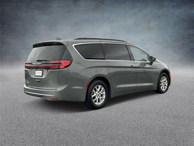2022 chrysler pacifica touring l