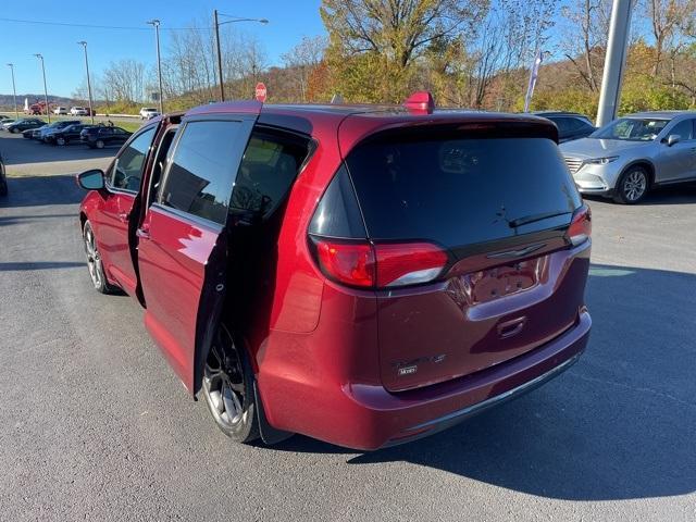 2019 chrysler pacifica touring plus