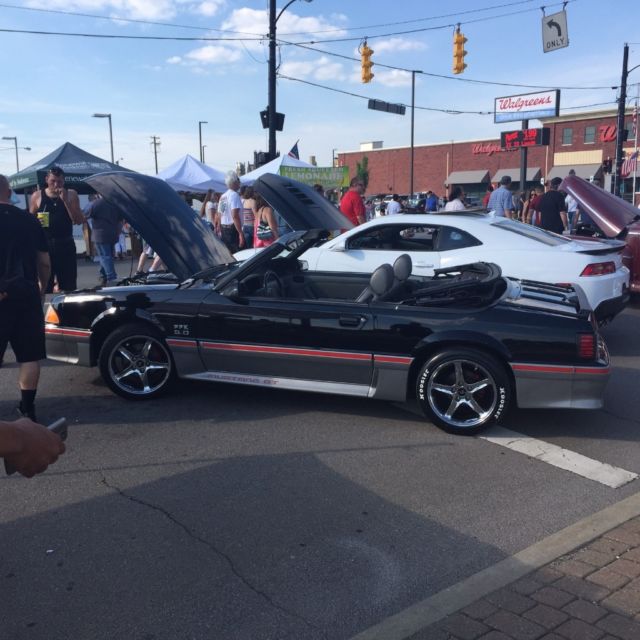 1988 ford mustang convertible