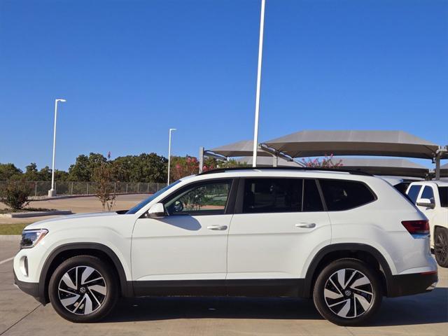 2024 volkswagen atlas 2.0t se w/technology
