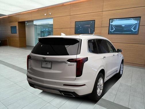 2024 cadillac xt6