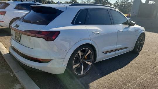 2022 Audi e-tron S