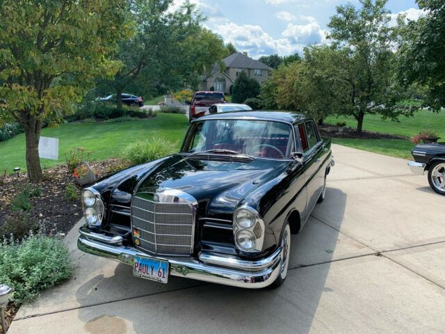1961 mercedes 220 sb