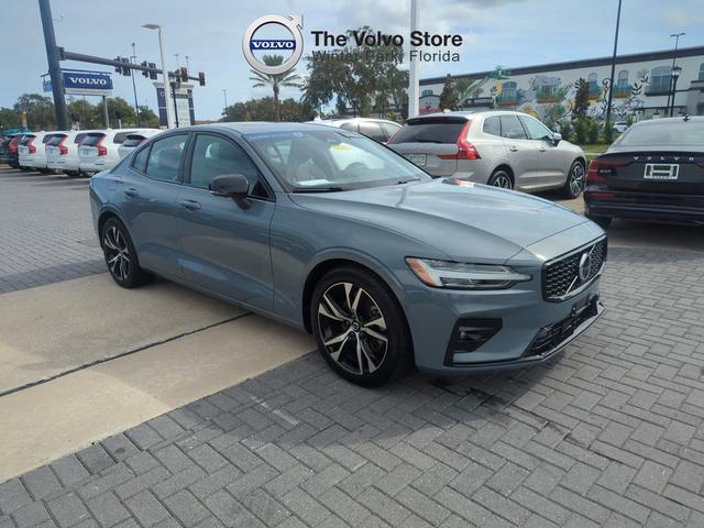 2024 volvo s60 b5 plus dark