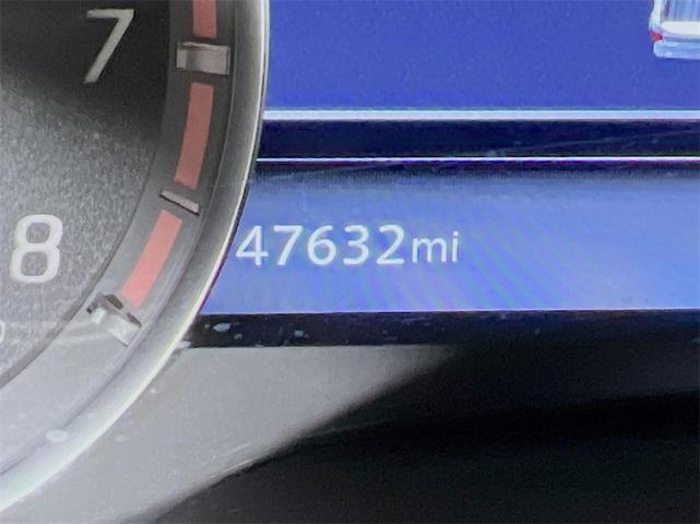 2022 nissan titan sv