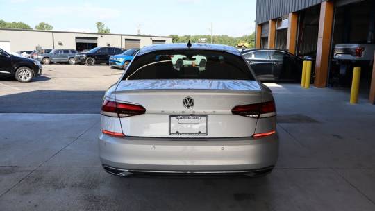 2020 Volkswagen Passat (North America and China)