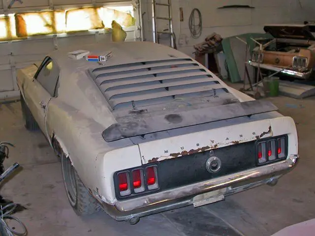 1970 boss 302 ford mustang project - rusty but very complete - great opportunity