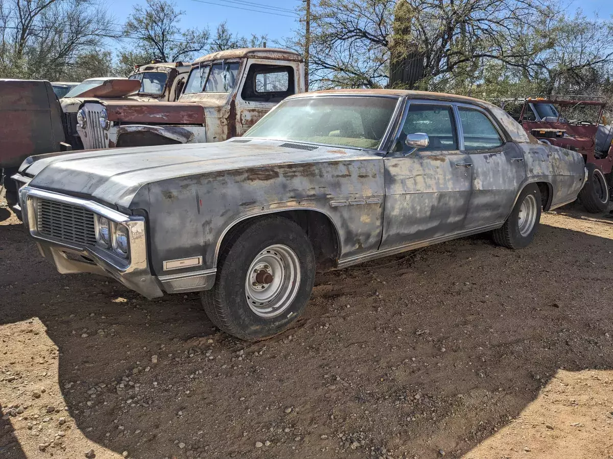 1970 buick lesabre custom 4dr sedan 350sbc, auto, ac, pb, ps, 150k miles