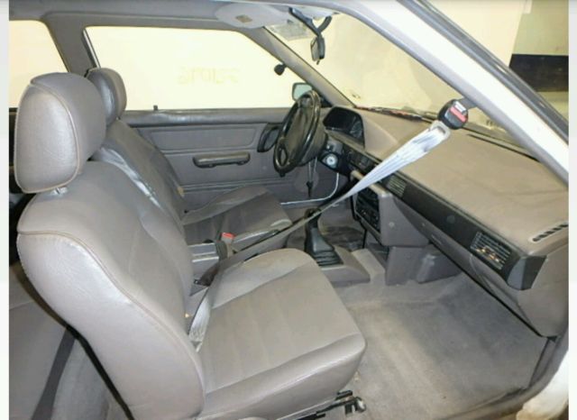 1990 mazda 323 se hatchback