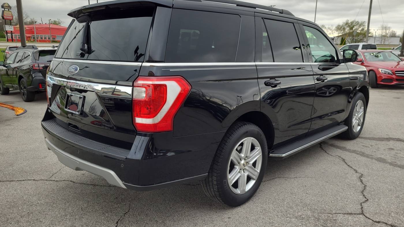2019 ford expedition xlt