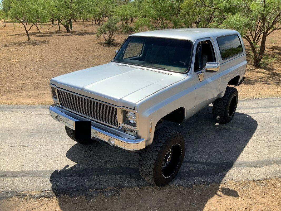 1977 chevrolet blazer k5 4x4 3842 miles silver suv