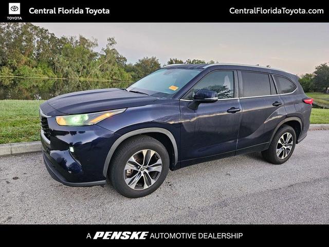 2023 toyota highlander xle