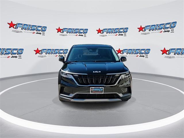 2023 kia carnival lx