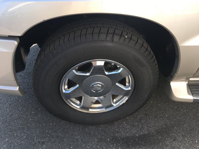 used 2004 cadillac escalade awd paducah, ky 42003 for sale in paducah, kentucky