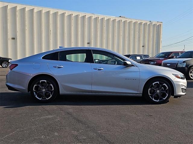 2022 chevrolet malibu lt