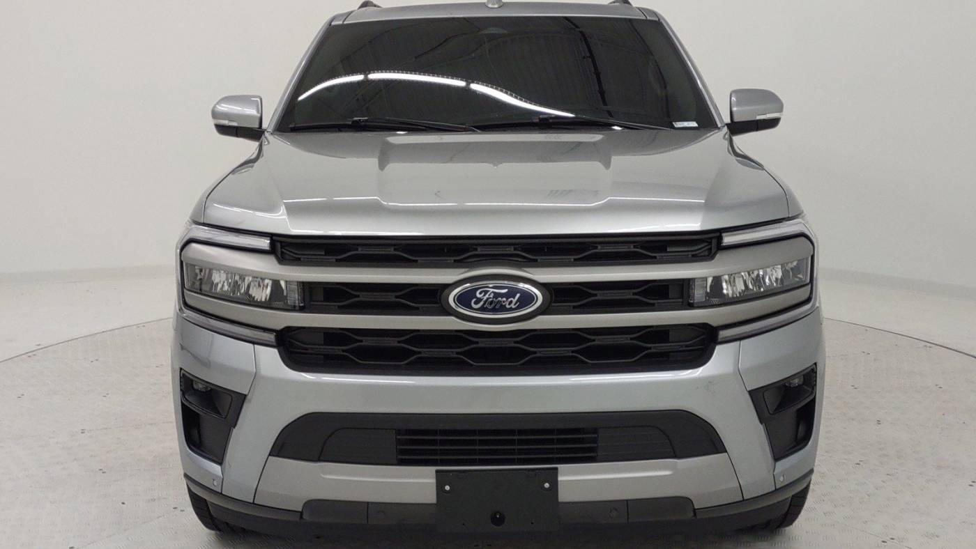 2024 ford expedition xlt