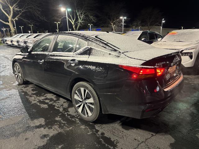 2021 nissan altima 2.5 sv