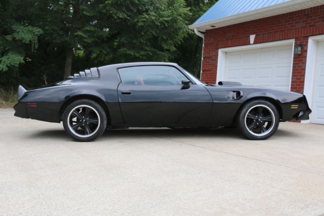 1979 pontiac trans am! original 403 6.6 liter - solid rust free-build a bandit!!