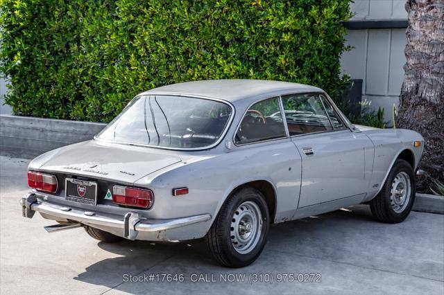 1972 alfa romeo gtv