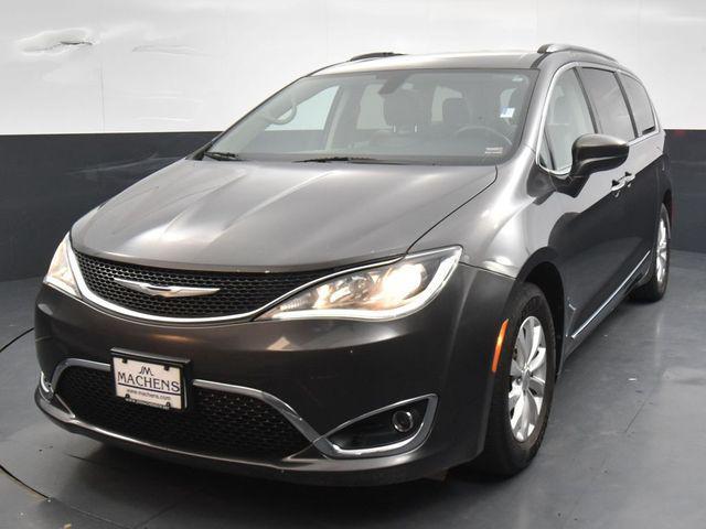 2018 chrysler pacifica touring-l