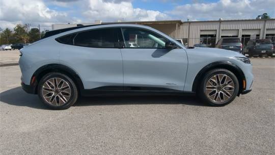 2024 Ford Mustang Mach-E