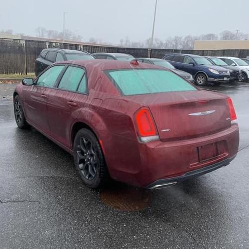2019 chrysler 300 in arlington, virginia