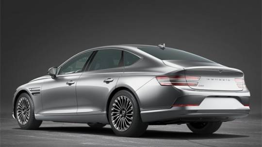 2024 Genesis G80
