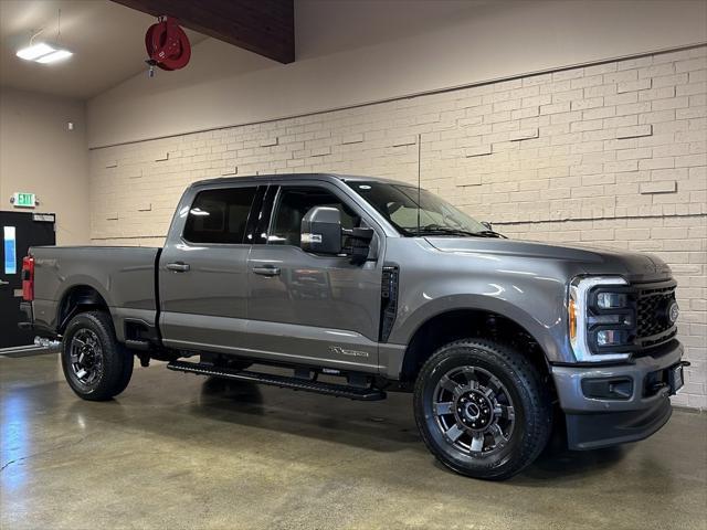 2023 ford f-350 lariat