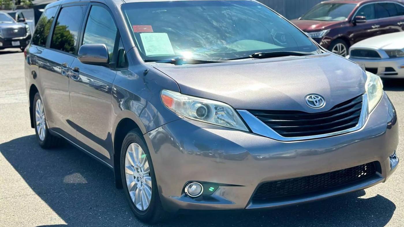 2014 toyota sienna