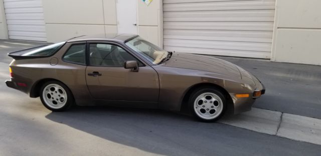 1983 porsche 944 coupe 2.5l 5 speed transmission with 95,267 miles