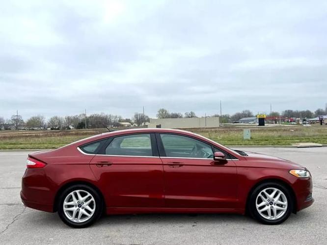 2014 ford fusion se sedan 4d in harrisonville, missouri