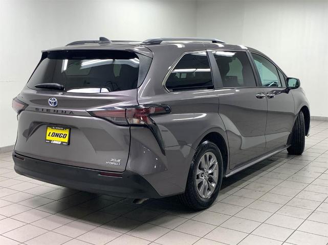 2023 toyota sienna xle