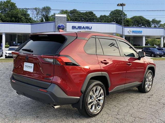 2022 toyota rav4 xle premium