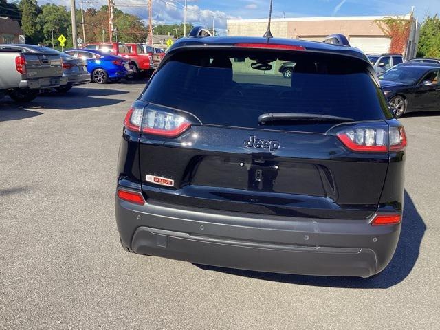 2023 jeep cherokee altitude