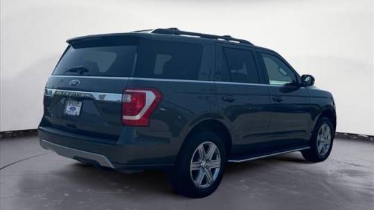 2021 ford expedition xlt