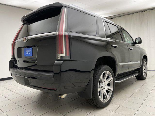 2017 cadillac escalade luxury