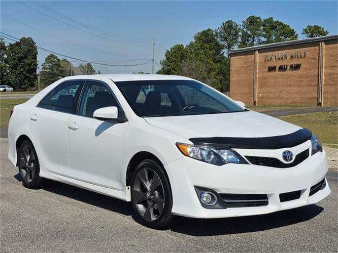 2012 toyota camry in hope mills, north carolina