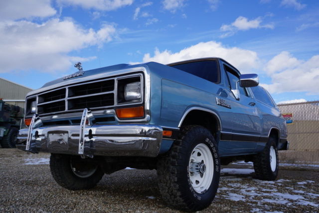 rare 1988 dodge ramcharger le, 4x4, loaded, 81k original miles