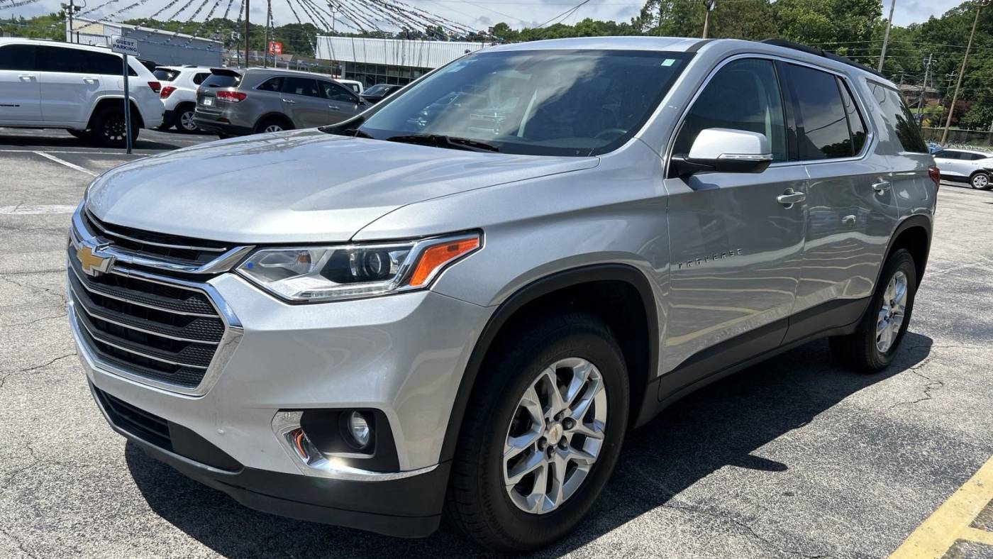 2021 chevrolet traverse lt leather