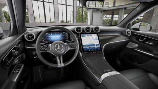 2025 Mercedes-Benz GLC